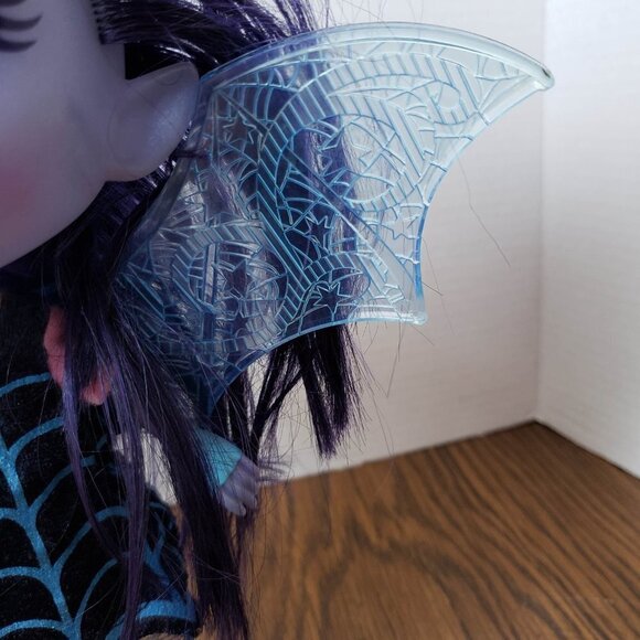 Vamprina Bat-Tastic Talking Light-Up 11" Doll Disney Just Play - Picture 7 of 9